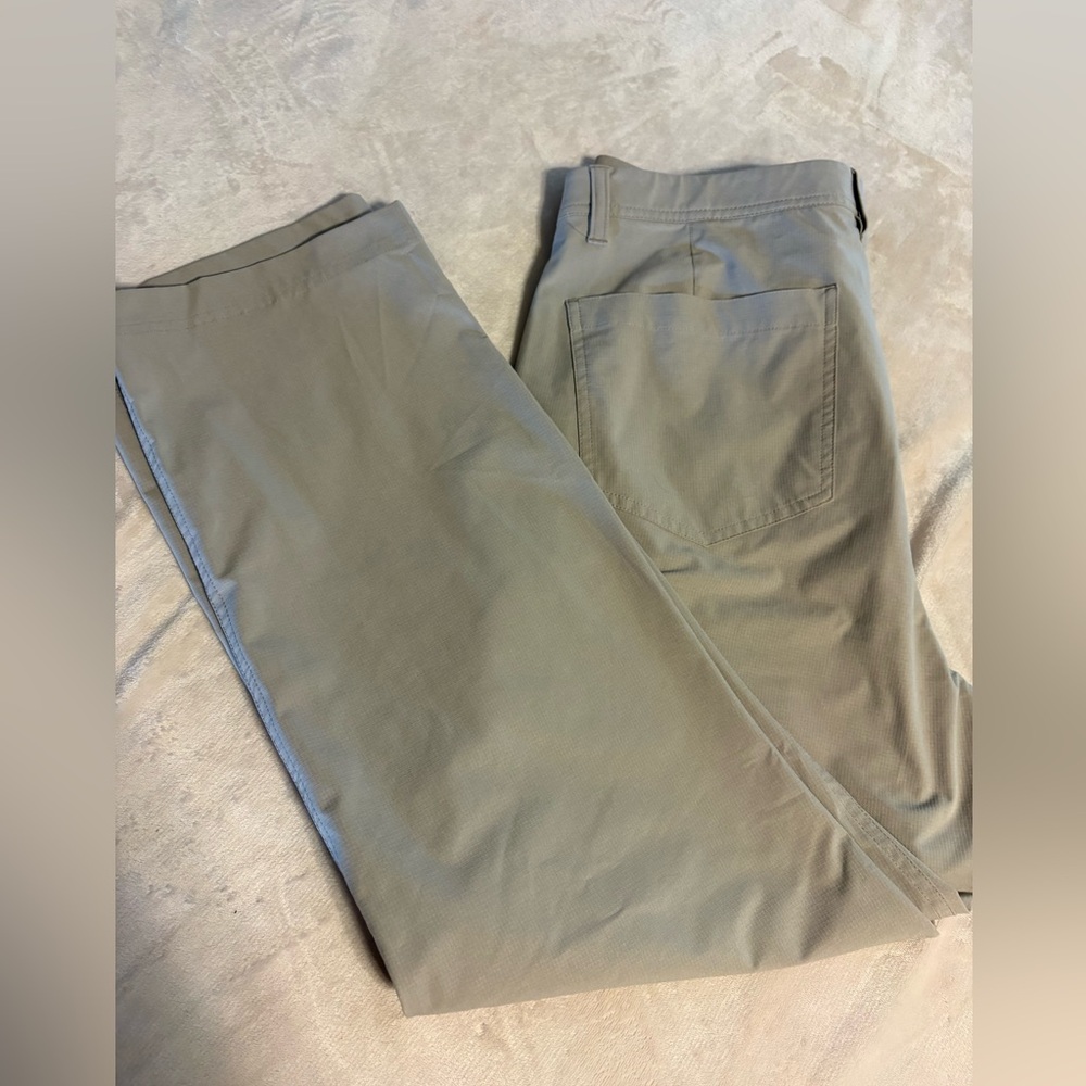 Men's Straight Chino Pants in Light Taupe